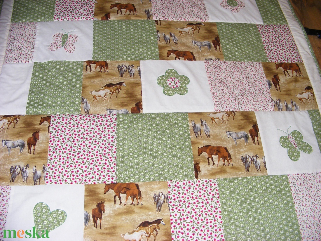 patchwork takaró lovas mintás - otthon & életmód - lakástextil - ágytakaró - Meska.hu patchwork takaró lovas mintás - otthon & életmód - lakástextil - ágytakaró - Meska.hu
