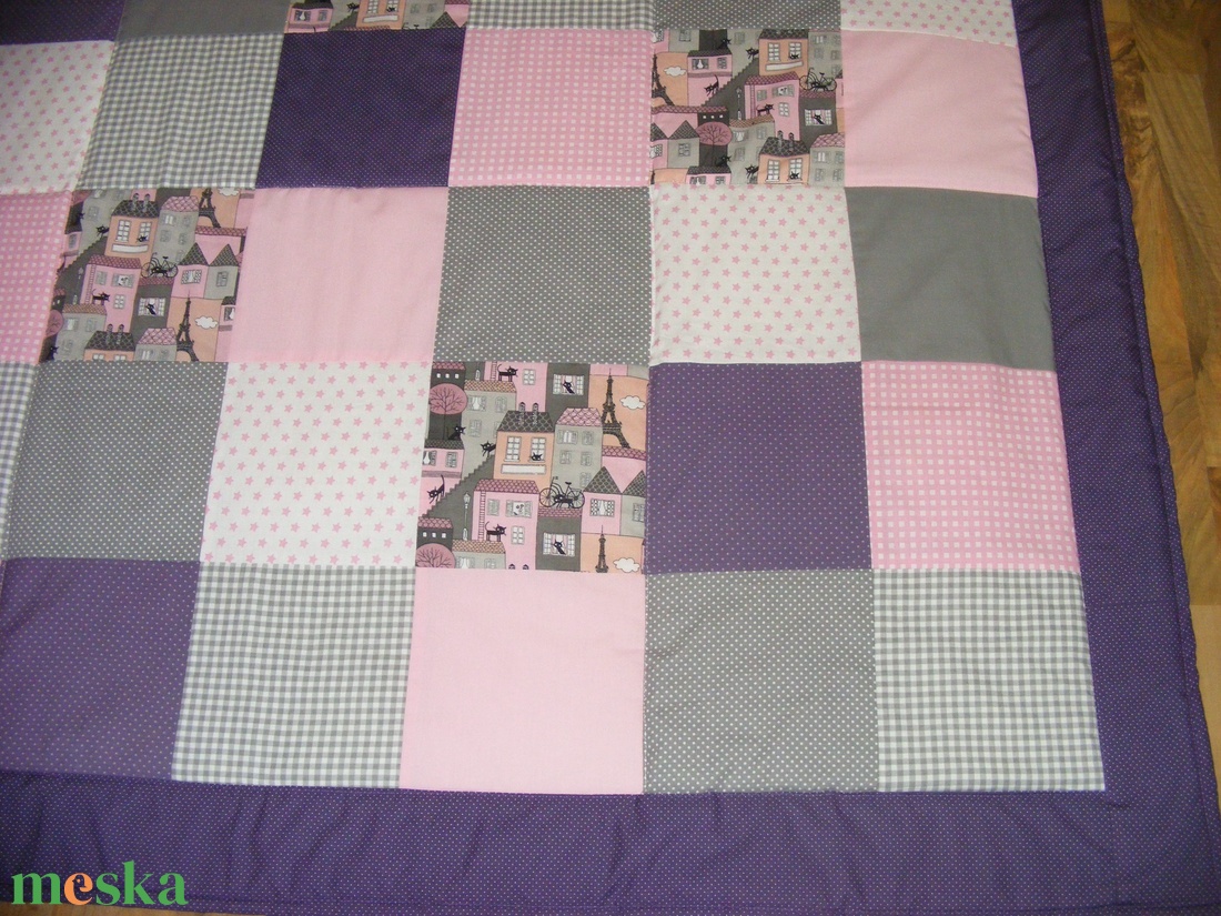 Patchwork takaró, lila-padlizsán, kisvirágos, nagy méretű - otthon & életmód - lakástextil - ágytakaró - Meska.hu Patchwork takaró, lila-padlizsán, kisvirágos, nagy méretű - otthon & életmód - lakástextil - ágytakaró - Meska.hu