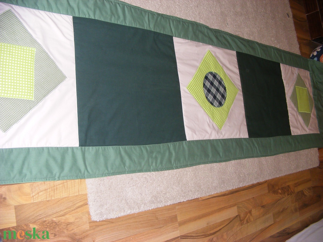 Zöld patchwork falvédő - otthon & életmód - lakástextil - Meska.hu Zöld patchwork falvédő - otthon & életmód - lakástextil - Meska.hu
