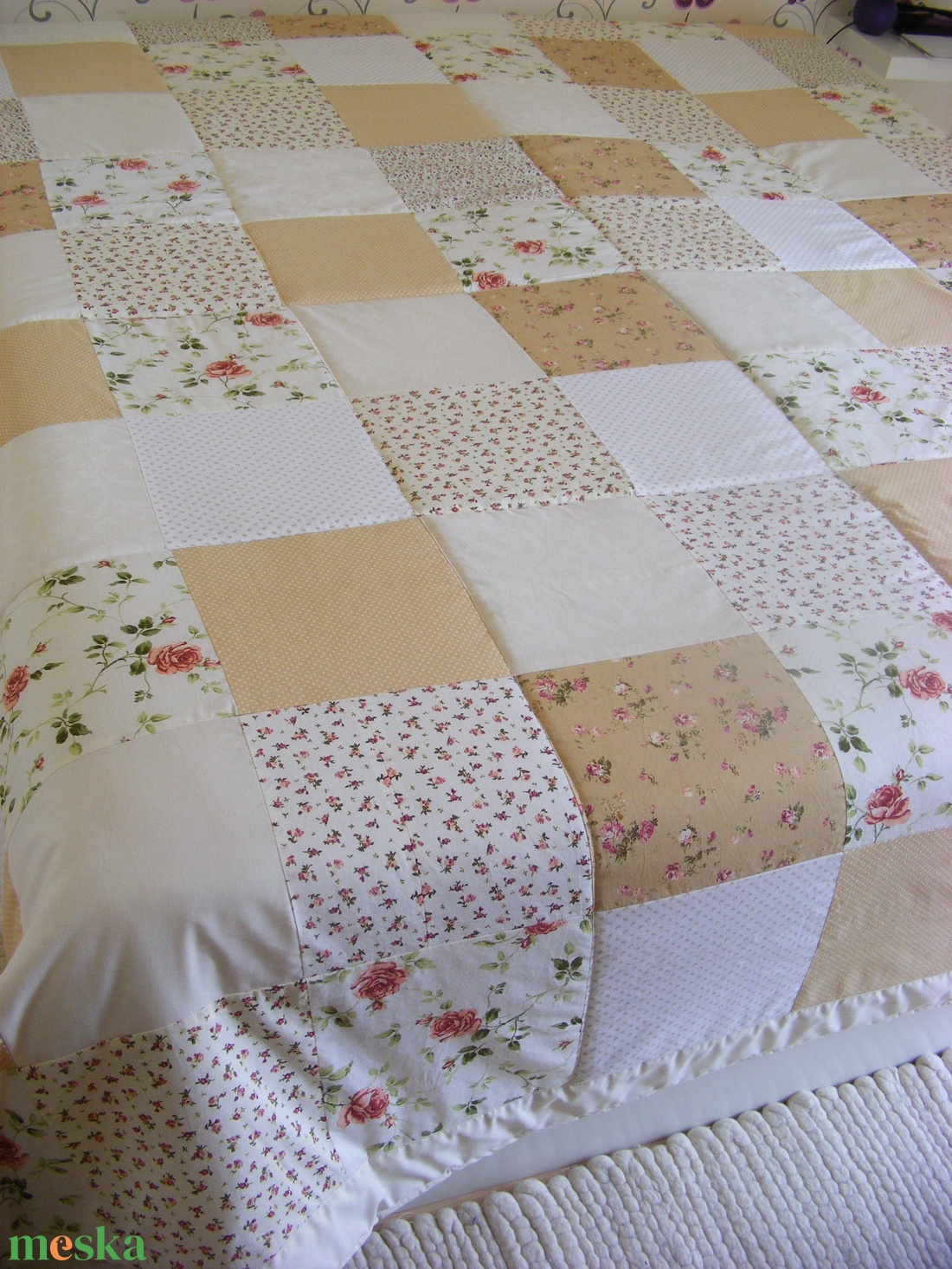 Patchwork takaró kockákból, pasztell színekből, rózsás - otthon & lakás - lakástextil - ágytakaró - Meska.hu