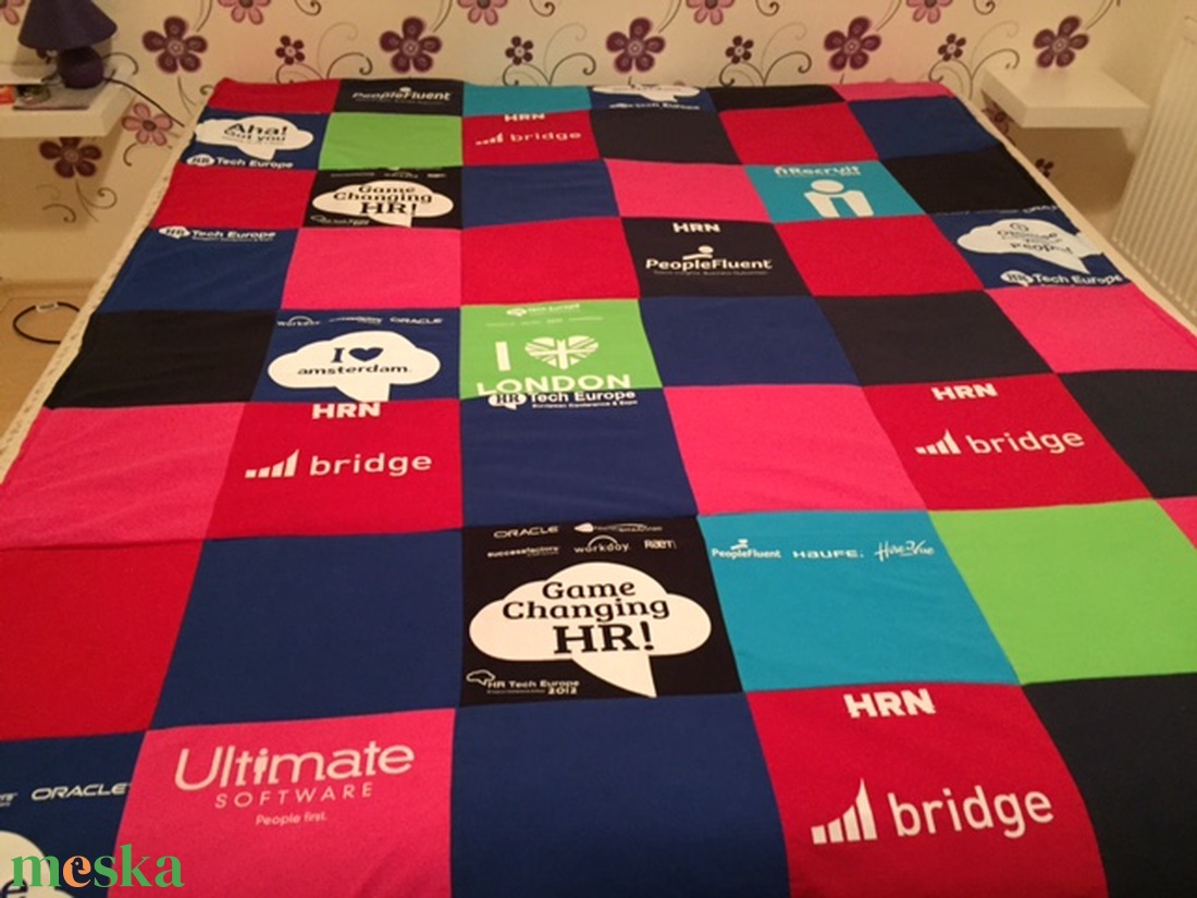 Patchwork takaró egyedi pólókból - otthon & életmód - lakástextil - felnőtt takaró, pléd - Meska.hu Patchwork takaró egyedi pólókból - otthon & életmód - lakástextil - felnőtt takaró, pléd - Meska.hu