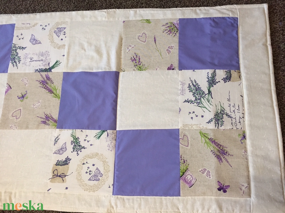 Patchwork falvédő levendula mintával - otthon & életmód - babaszoba, gyerekszoba - falvédő gyerekszobába - Meska.hu Patchwork falvédő levendula mintával - otthon & életmód - babaszoba, gyerekszoba - falvédő gyerekszobába - Meska.hu