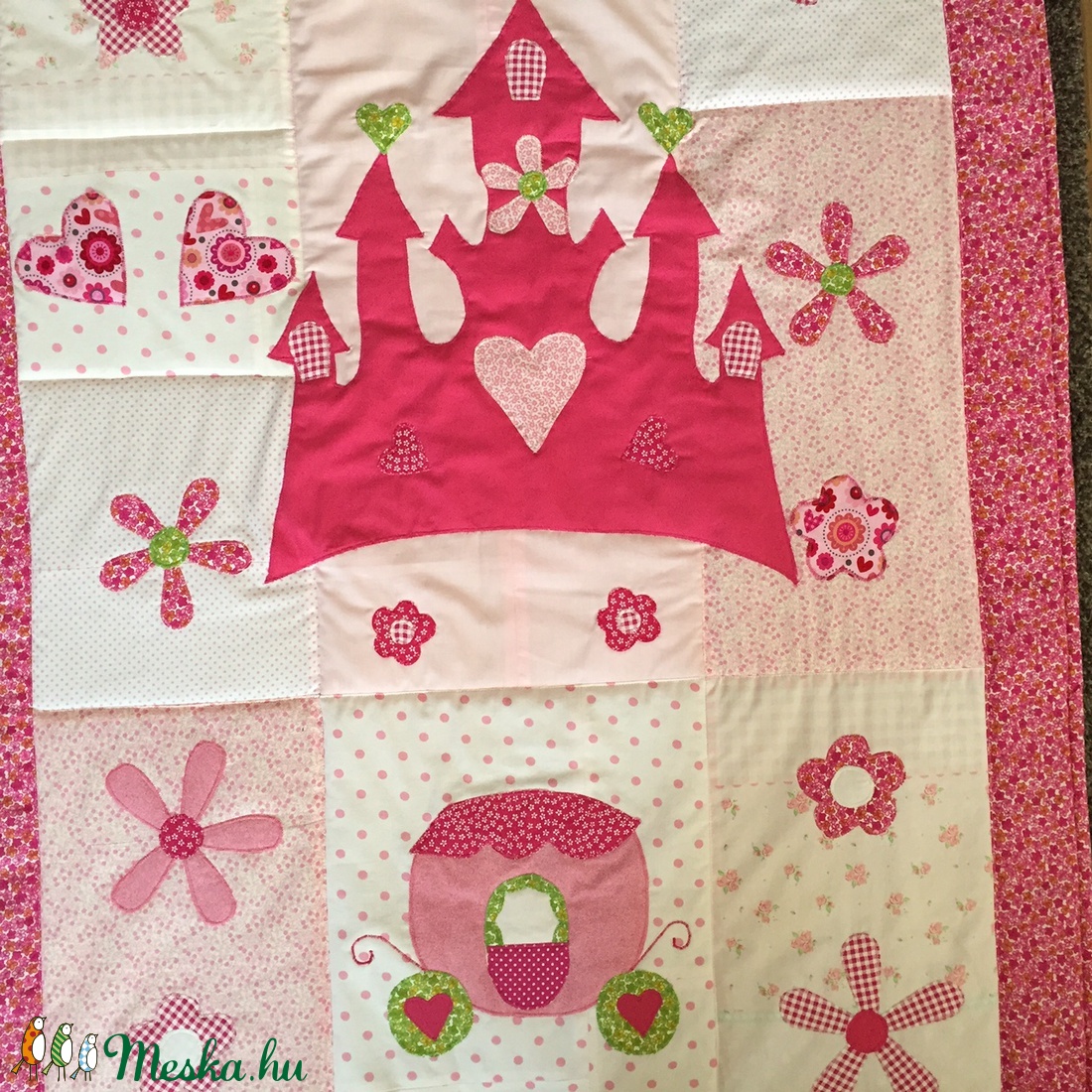 Patchwork takaró, falvédőnek is alkalmas, királylány, hintó kastély - otthon & lakás - babaszoba, gyerekszoba - babatakaró, gyerek pléd - Meska.hu Patchwork takaró, falvédőnek is alkalmas, királylány, hintó kastély - otthon & lakás - babaszoba, gyerekszoba - babatakaró, gyerek pléd - Meska.hu