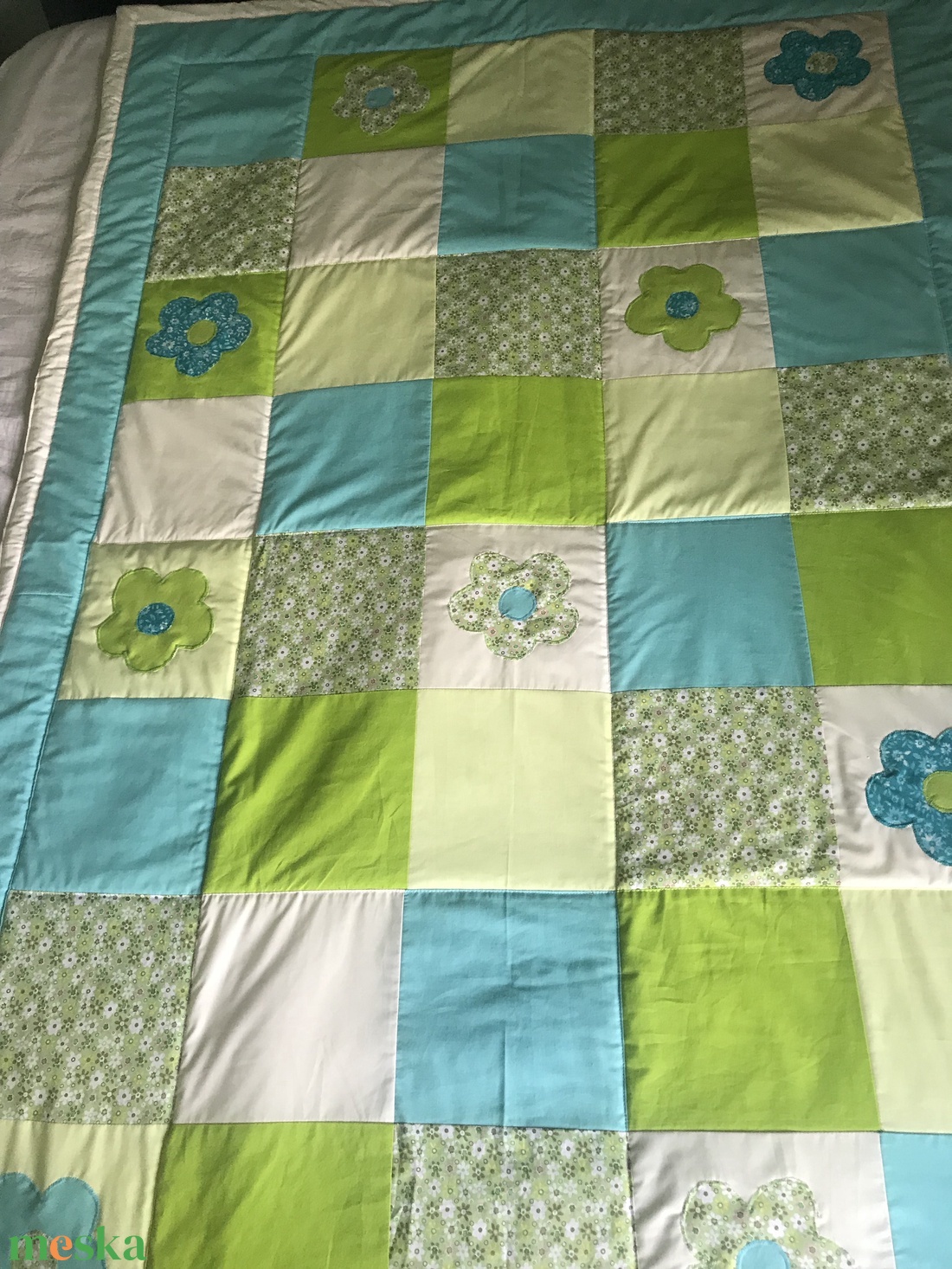 patchwork takaró, falvédő, türkiz-zöld, virágmintával - otthon & életmód - lakástextil - felnőtt takaró, pléd - Meska.hu patchwork takaró, falvédő, türkiz-zöld, virágmintával - otthon & életmód - lakástextil - felnőtt takaró, pléd - Meska.hu