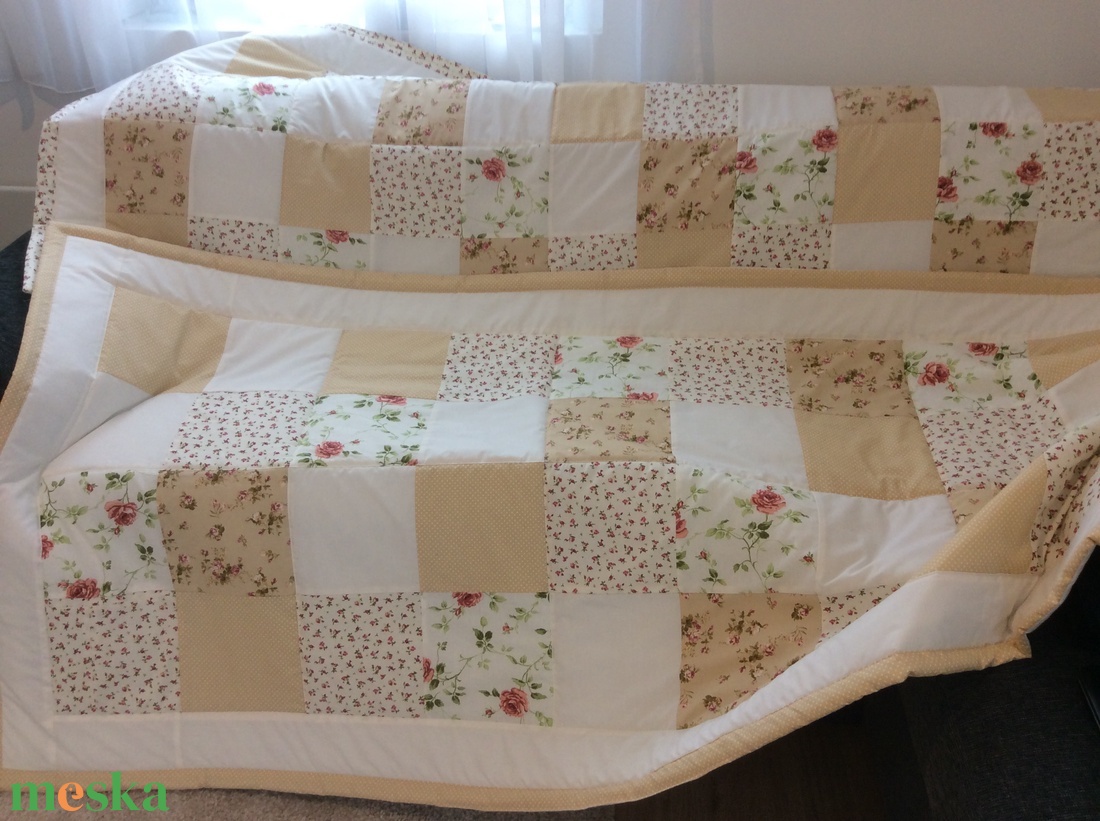 Patchwork falvédő +takaró+2db párnahuzat bézs - otthon & életmód - lakástextil - falvédő - Meska.hu Patchwork falvédő +takaró+2db párnahuzat bézs - otthon & életmód - lakástextil - falvédő - Meska.hu