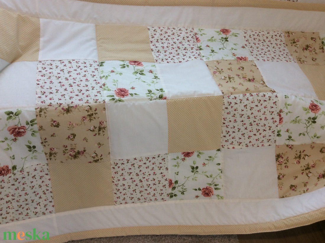 Patchwork falvédő +takaró+2db párnahuzat bézs - otthon & életmód - lakástextil - falvédő - Meska.hu Patchwork falvédő +takaró+2db párnahuzat bézs - otthon & életmód - lakástextil - falvédő - Meska.hu