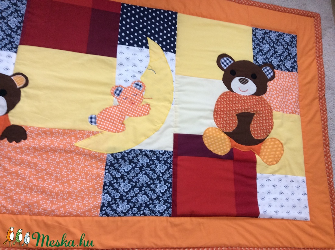 Patchwork retro macis takaró, falvédőnek is megfelel - otthon & életmód - babaszoba, gyerekszoba - babatakaró, gyerek pléd - Meska.hu Patchwork retro macis takaró, falvédőnek is megfelel - otthon & életmód - babaszoba, gyerekszoba - babatakaró, gyerek pléd - Meska.hu