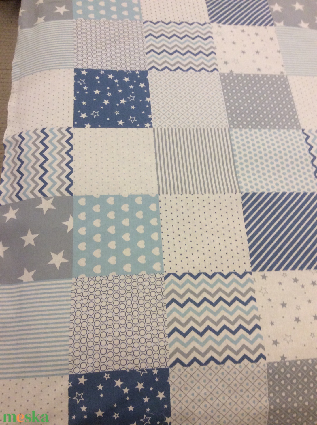 Crazy patchwork mintáju takaró kék, szürke, fehér, falvédő - otthon & életmód - lakástextil - Meska.hu Crazy patchwork mintáju takaró kék, szürke, fehér, falvédő - otthon & életmód - lakástextil - Meska.hu