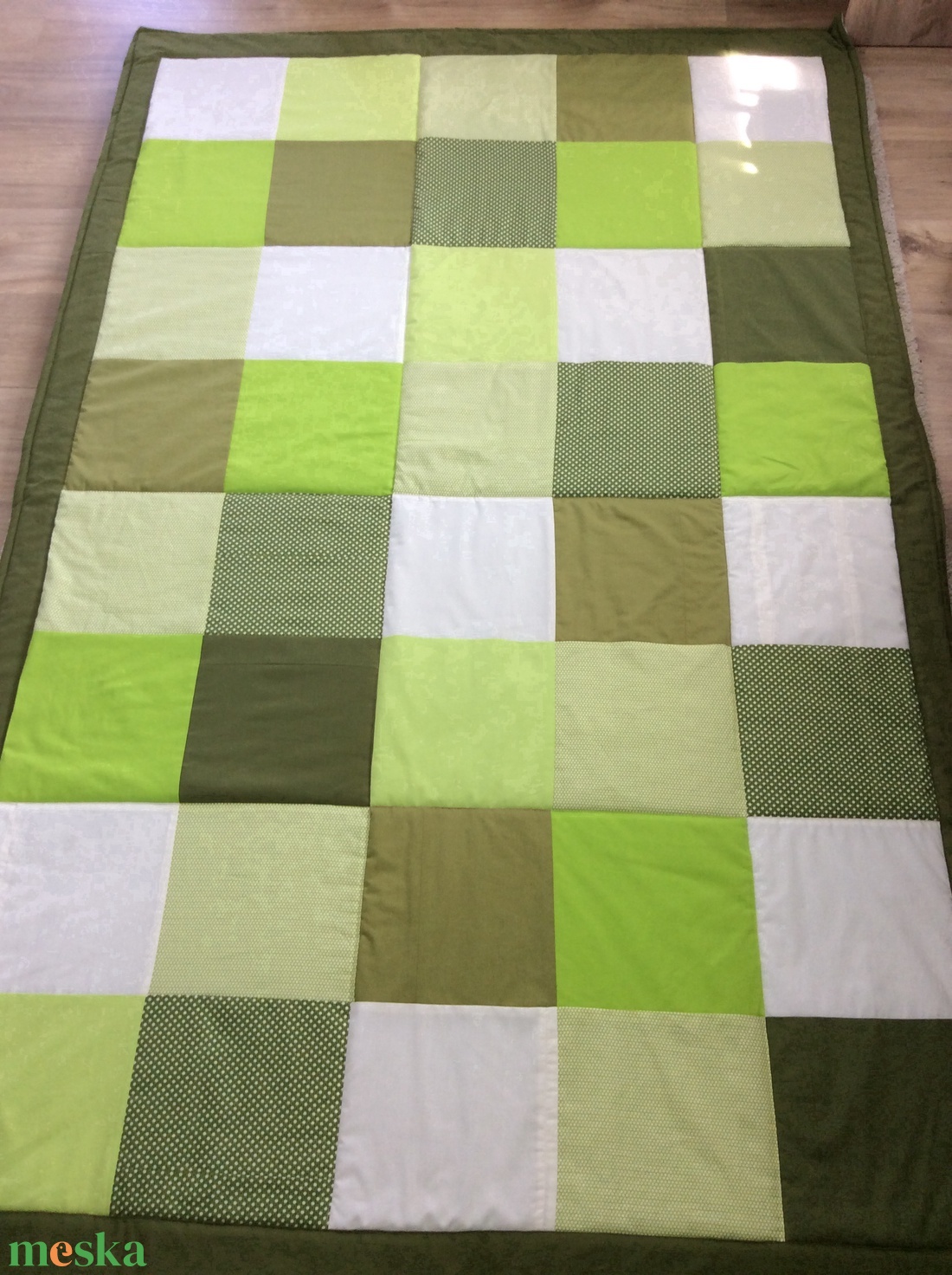 Zöld patchwork takaró, falvédő szettben - otthon & életmód - lakástextil - falvédő - Meska.hu Zöld patchwork takaró, falvédő szettben - otthon & életmód - lakástextil - falvédő - Meska.hu