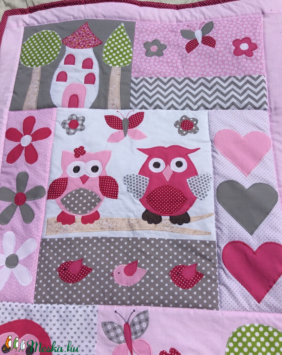 patchwork takaró, falvédő pillangóval, virágokkal, nyuszival, bagollyal - otthon & életmód - babaszoba, gyerekszoba - babatakaró, gyerek pléd - Meska.hu patchwork takaró, falvédő pillangóval, virágokkal, nyuszival, bagollyal - otthon & életmód - babaszoba, gyerekszoba - babatakaró, gyerek pléd - Meska.hu