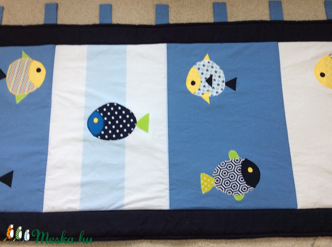 Halacskás patchwork takaró, falvédő a nagy horgászoknak - otthon & életmód - babaszoba, gyerekszoba - babatakaró, gyerek pléd - Meska.hu Halacskás patchwork takaró, falvédő a nagy horgászoknak - otthon & életmód - babaszoba, gyerekszoba - babatakaró, gyerek pléd - Meska.hu