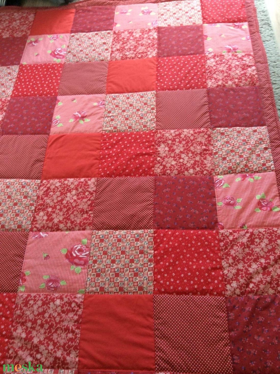 Piros patchwork takaró, falvédő - otthon & lakás - lakástextil - felnőtt takaró, pléd - Meska.hu Piros patchwork takaró, falvédő - otthon & lakás - lakástextil - felnőtt takaró, pléd - Meska.hu