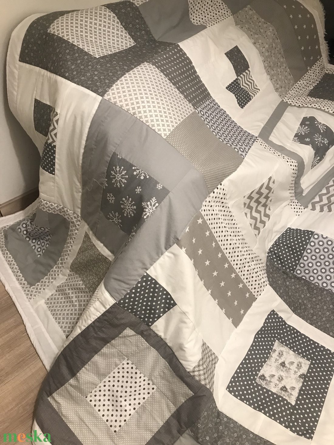 Crazy Patchwork takaró, szürke-fehér színekkel - otthon & lakás - lakástextil - ágytakaró - Meska.hu