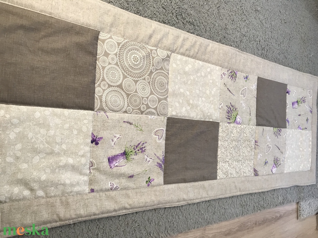 Patchwork falvédő levendula mintával - otthon & életmód - lakástextil - falvédő - Meska.hu