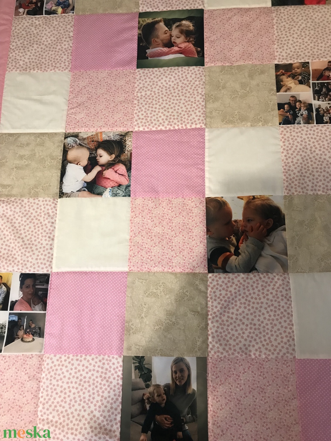 Fényképes patchwork takaró rózsaszín-bézs - otthon & életmód - lakástextil - ágytakaró - Meska.hu Fényképes patchwork takaró rózsaszín-bézs - otthon & életmód - lakástextil - ágytakaró - Meska.hu