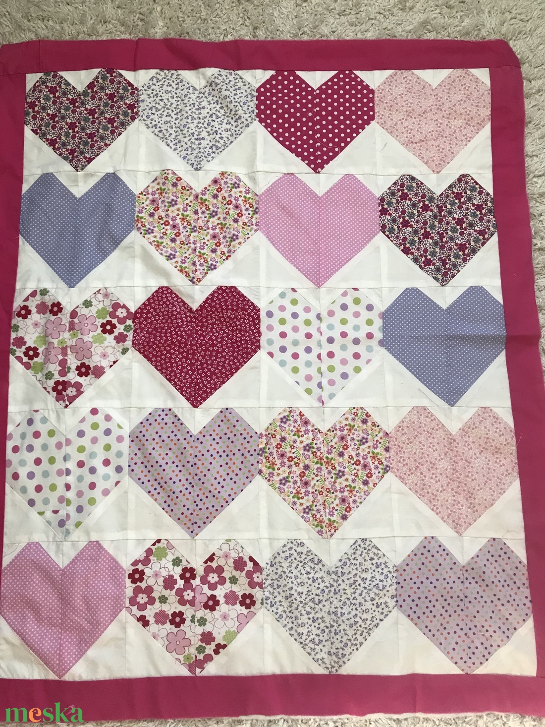 Patchwork falvédő, takaró rózsaszín-türkiz szivecskés - otthon & életmód - lakástextil - falvédő - Meska.hu Patchwork falvédő, takaró rózsaszín-türkiz szivecskés - otthon & életmód - lakástextil - falvédő - Meska.hu