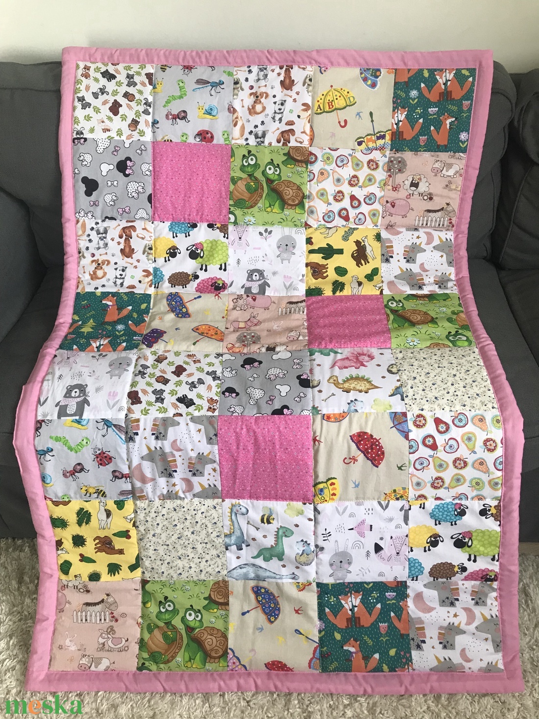 patchwork  takaró, sok-sok  mintás, falvédőnek is megfelel - otthon & életmód - babaszoba, gyerekszoba - falvédő gyerekszobába - Meska.hu