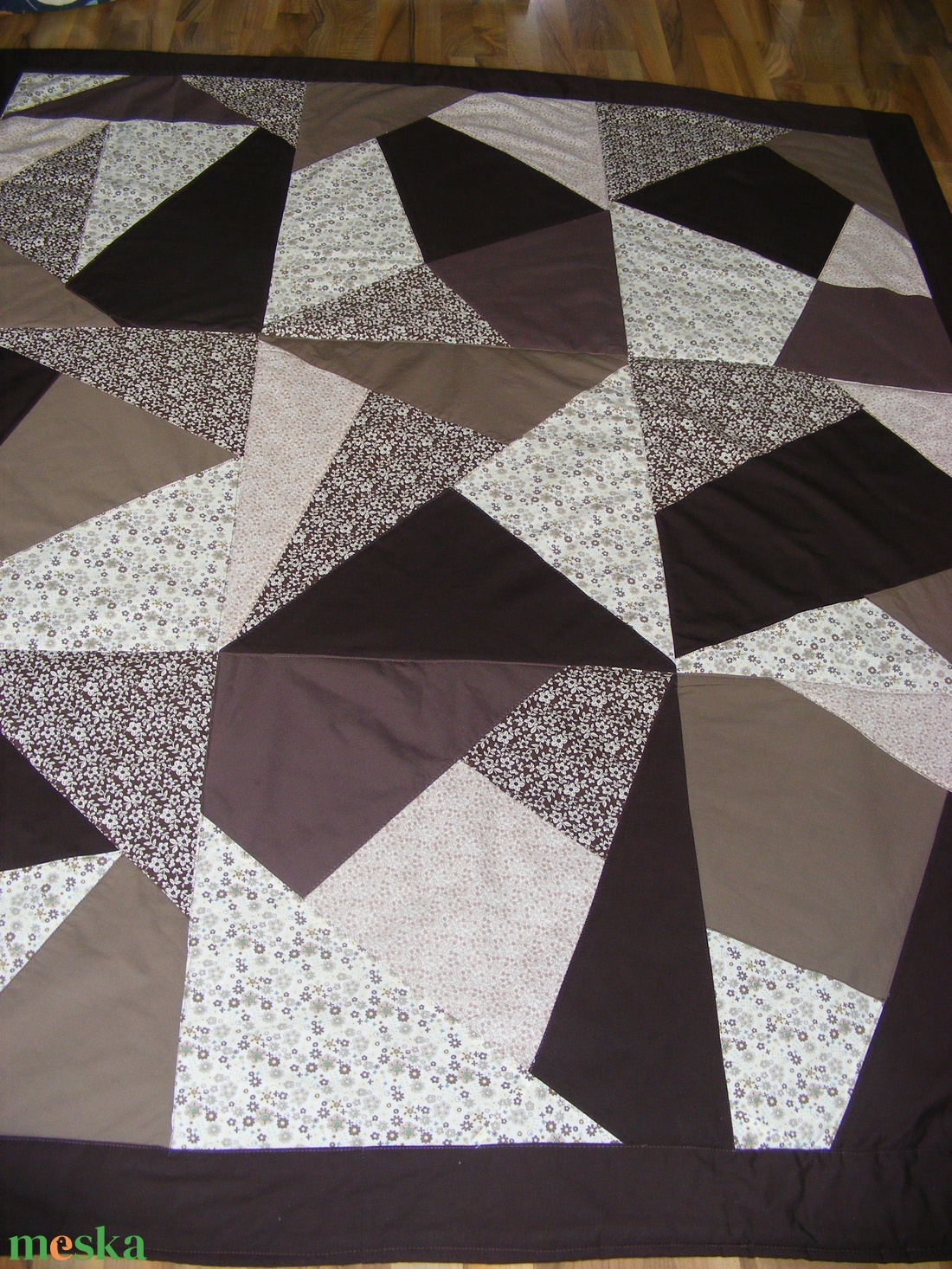 Crazy patchwork takaró fekete-fehér - otthon & életmód - lakástextil - ágytakaró - Meska.hu Crazy patchwork takaró fekete-fehér - otthon & életmód - lakástextil - ágytakaró - Meska.hu
