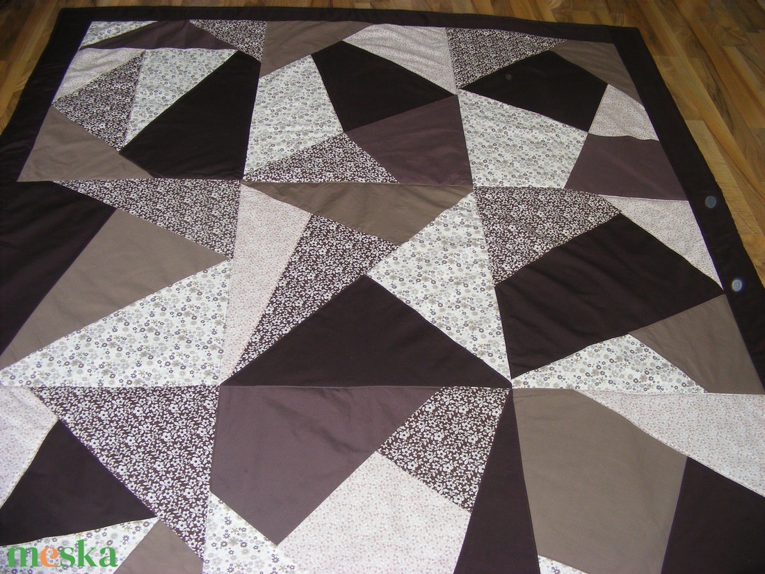 Crazy patchwork takaró fekete-fehér - otthon & életmód - lakástextil - ágytakaró - Meska.hu Crazy patchwork takaró fekete-fehér - otthon & életmód - lakástextil - ágytakaró - Meska.hu