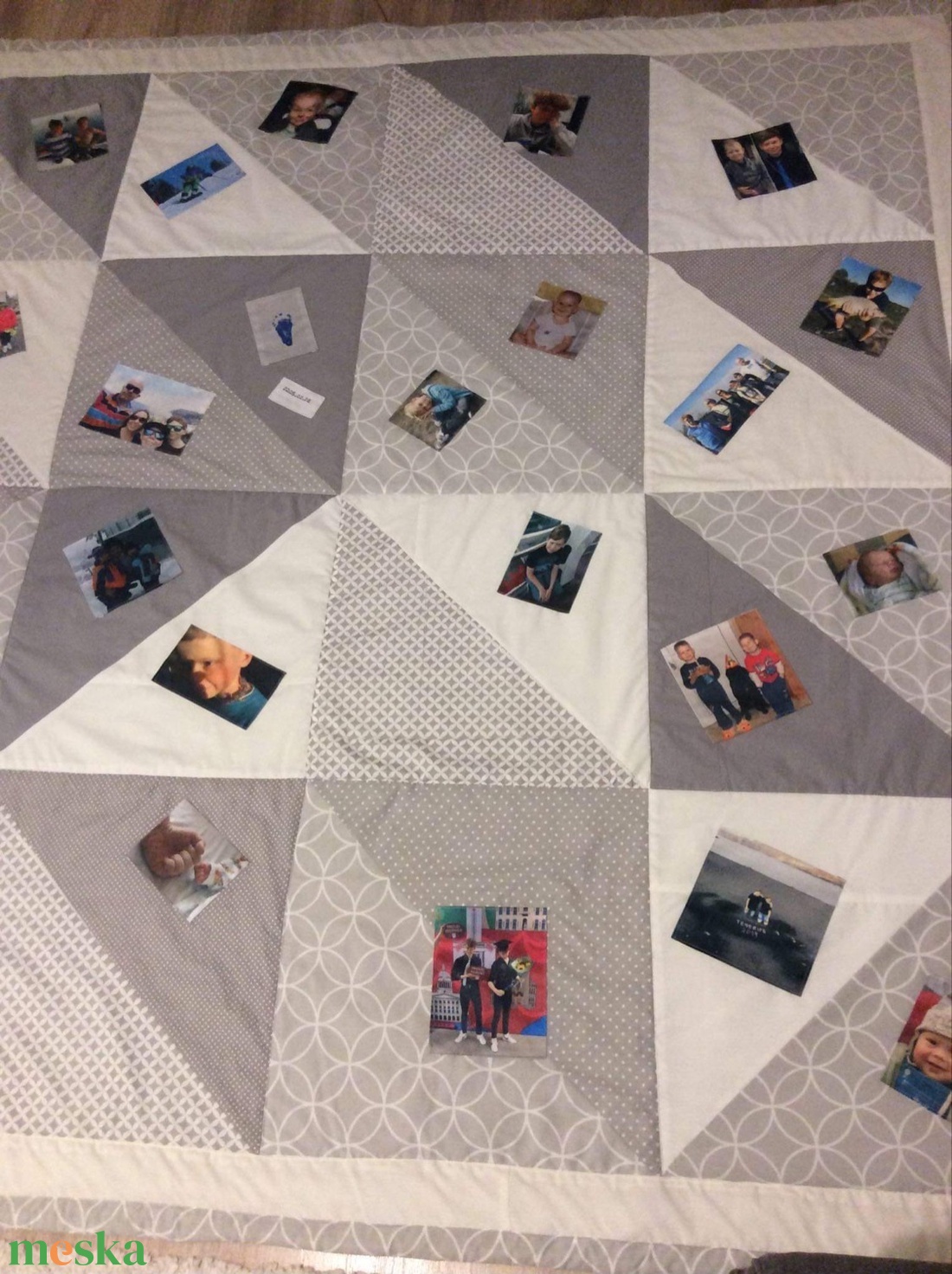 Fényképes crazy patchwork takaró kék, szürke, fehér, falvédő - otthon & életmód - lakástextil - ágytakaró - Meska.hu Fényképes crazy patchwork takaró kék, szürke, fehér, falvédő - otthon & életmód - lakástextil - ágytakaró - Meska.hu