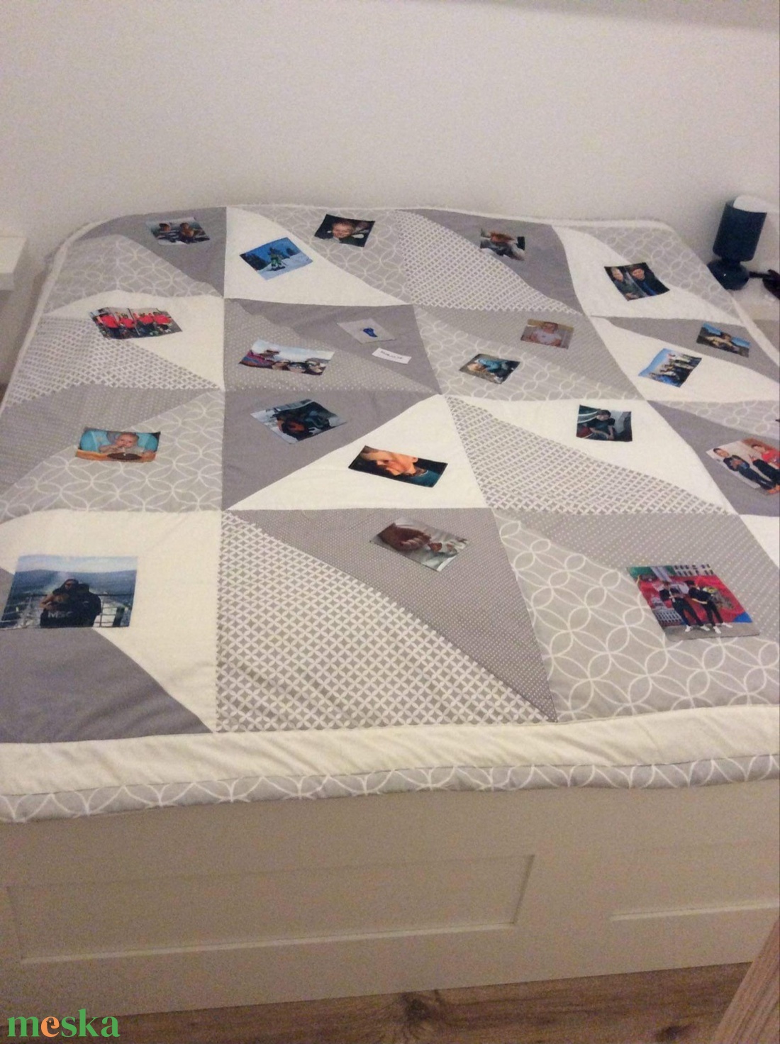 Fényképes crazy patchwork takaró kék, szürke, fehér, falvédő - otthon & életmód - lakástextil - ágytakaró - Meska.hu Fényképes crazy patchwork takaró kék, szürke, fehér, falvédő - otthon & életmód - lakástextil - ágytakaró - Meska.hu