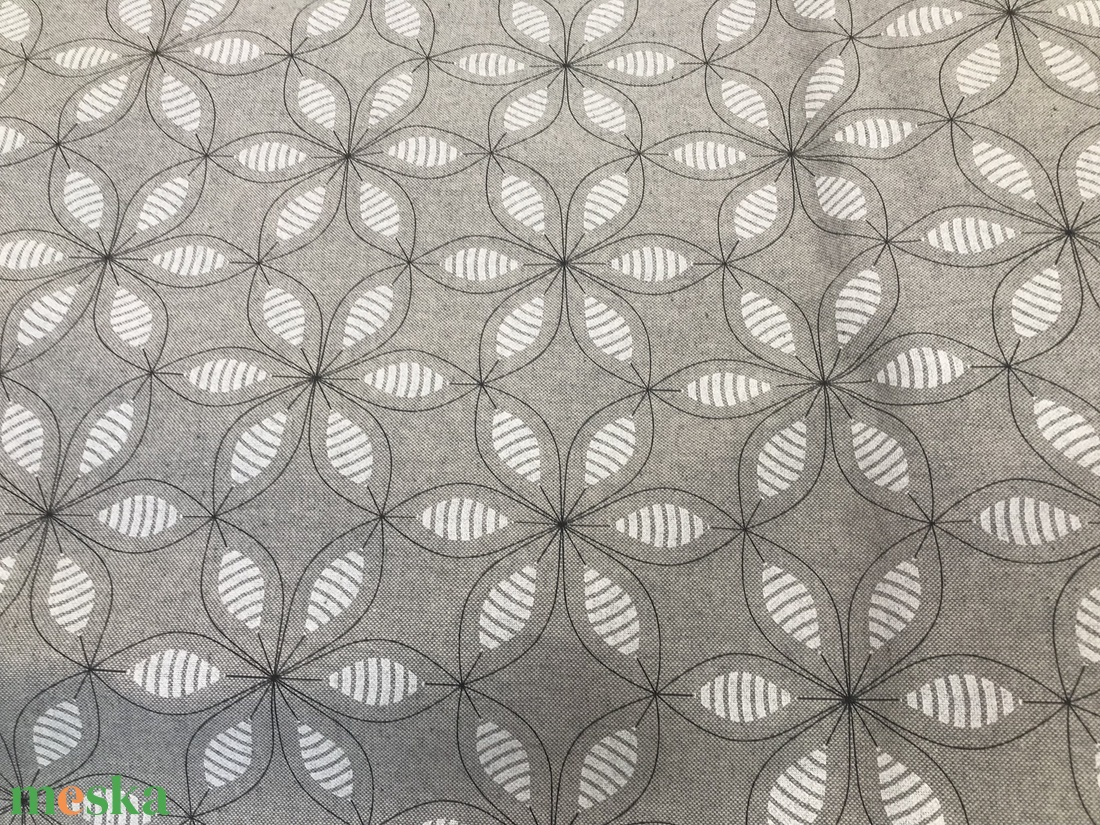 Patchwork falvédő, takaró, bézs virágmintás  - otthon & életmód - lakástextil - ágytakaró - Meska.hu