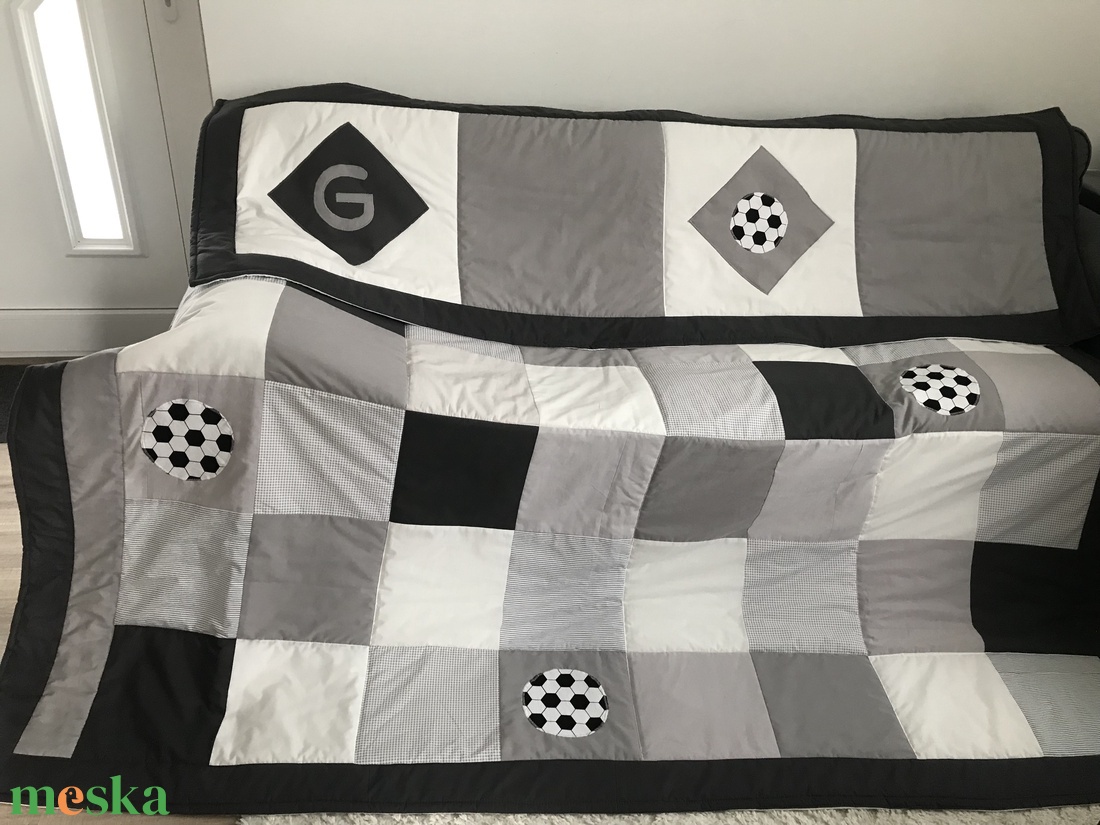 Szürke kockás patchwork takaró, falvédő szettben - otthon & életmód - lakástextil - ágytakaró - Meska.hu