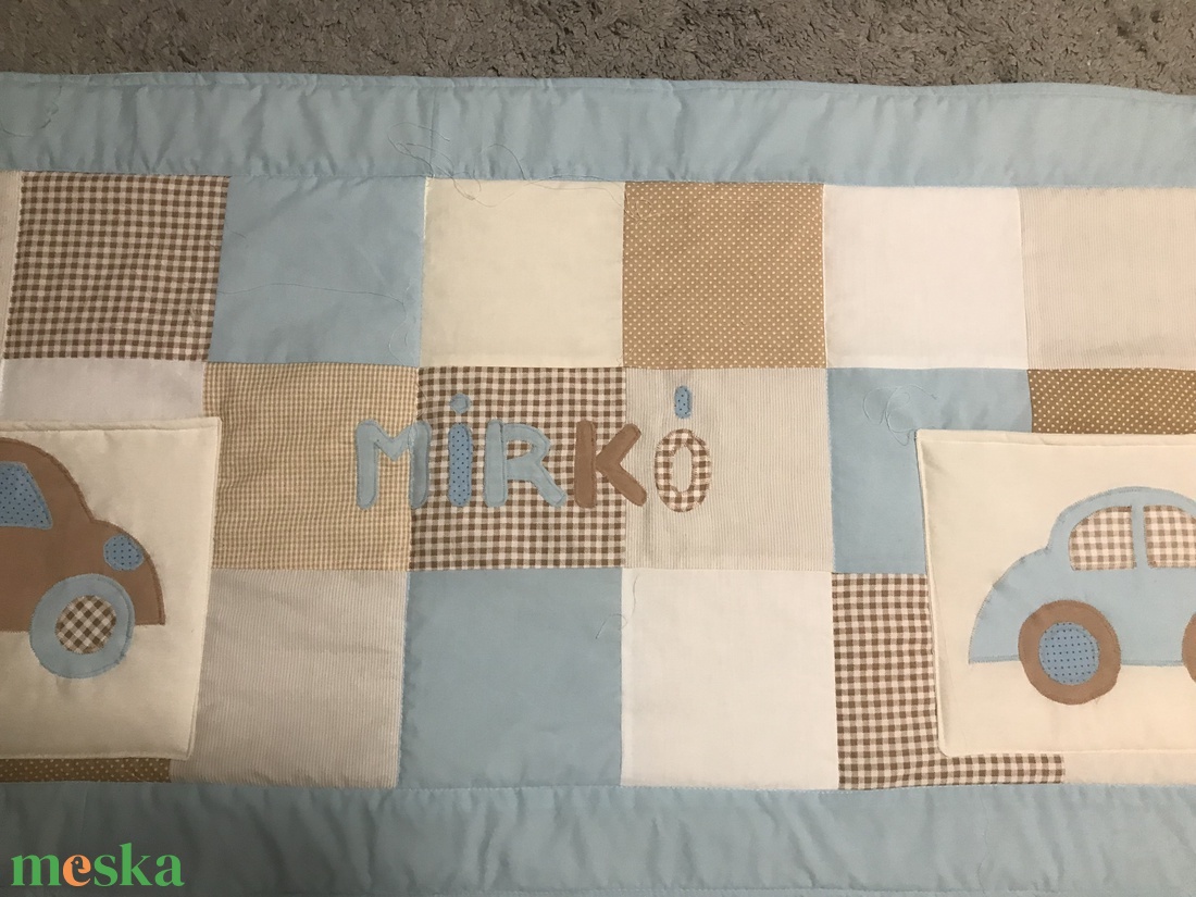 Járműves patchwork  takaró, bézs-barna falvédőnek is megfelel,  - baba - mama - babaszoba dekoráció - falvédő gyerekszobába - Meska.hu
