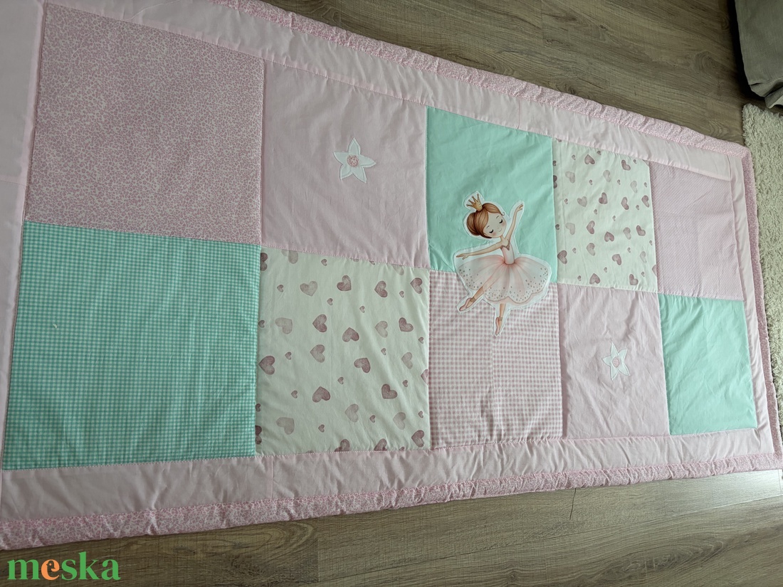 patchwork takaró, balerina diszítéssel  - baba - mama - babaszoba dekoráció - falvédő gyerekszobába - Meska.hu