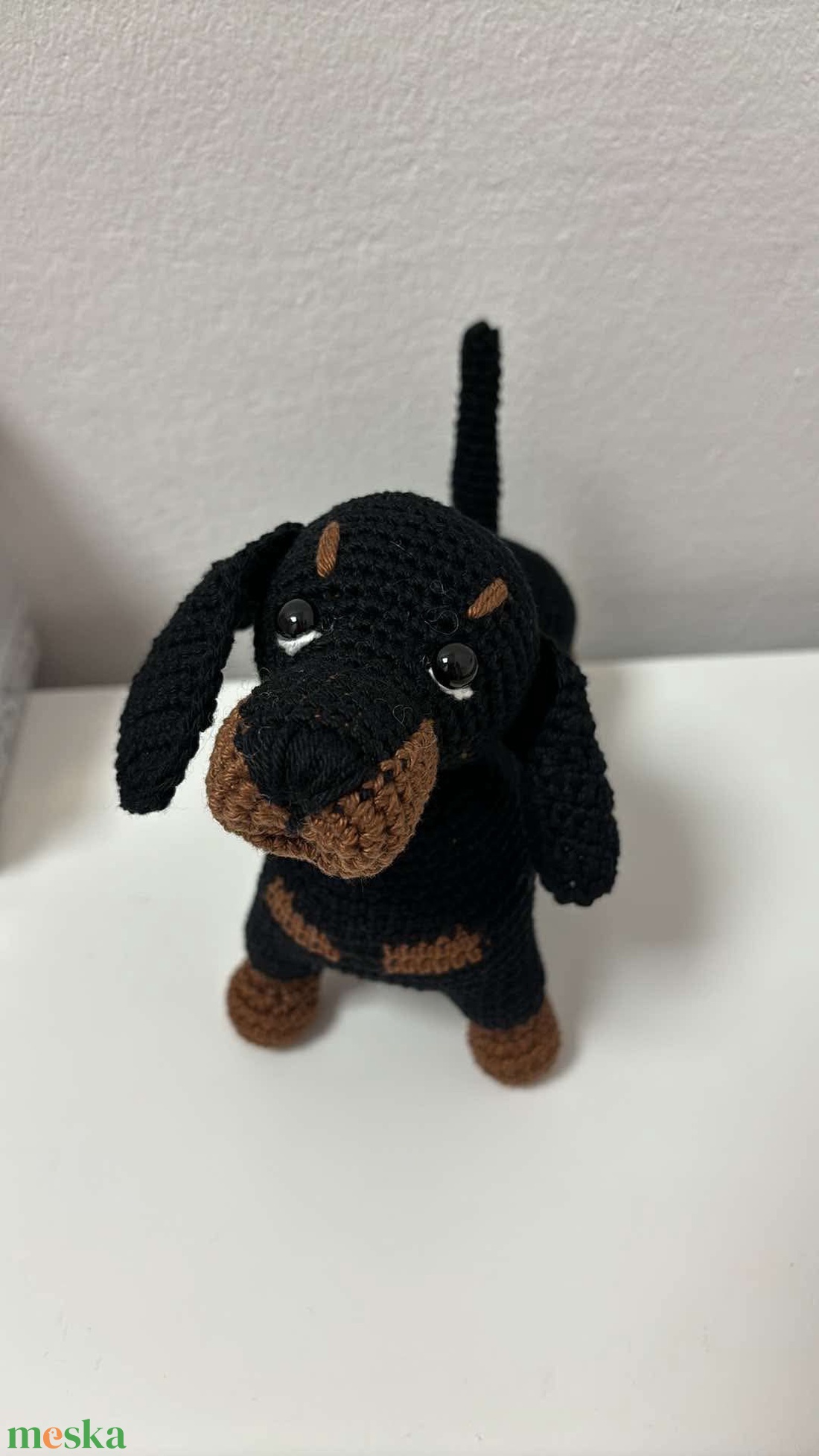 Horgolt tacskó kutyus - játék & sport - plüssállat & játékfigura - kutya - Meska.hu