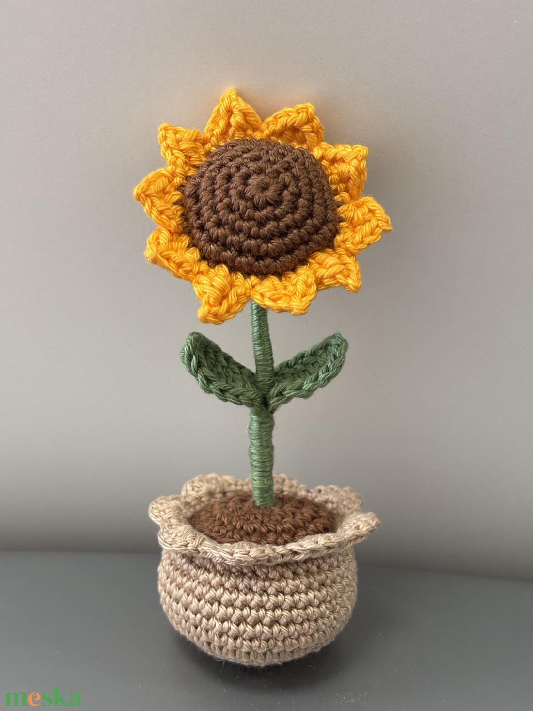 Horgolt cserepes Napraforgó - otthon & életmód - virágdekoráció - virágdíszek - virágdísz kaspóban - Meska.hu