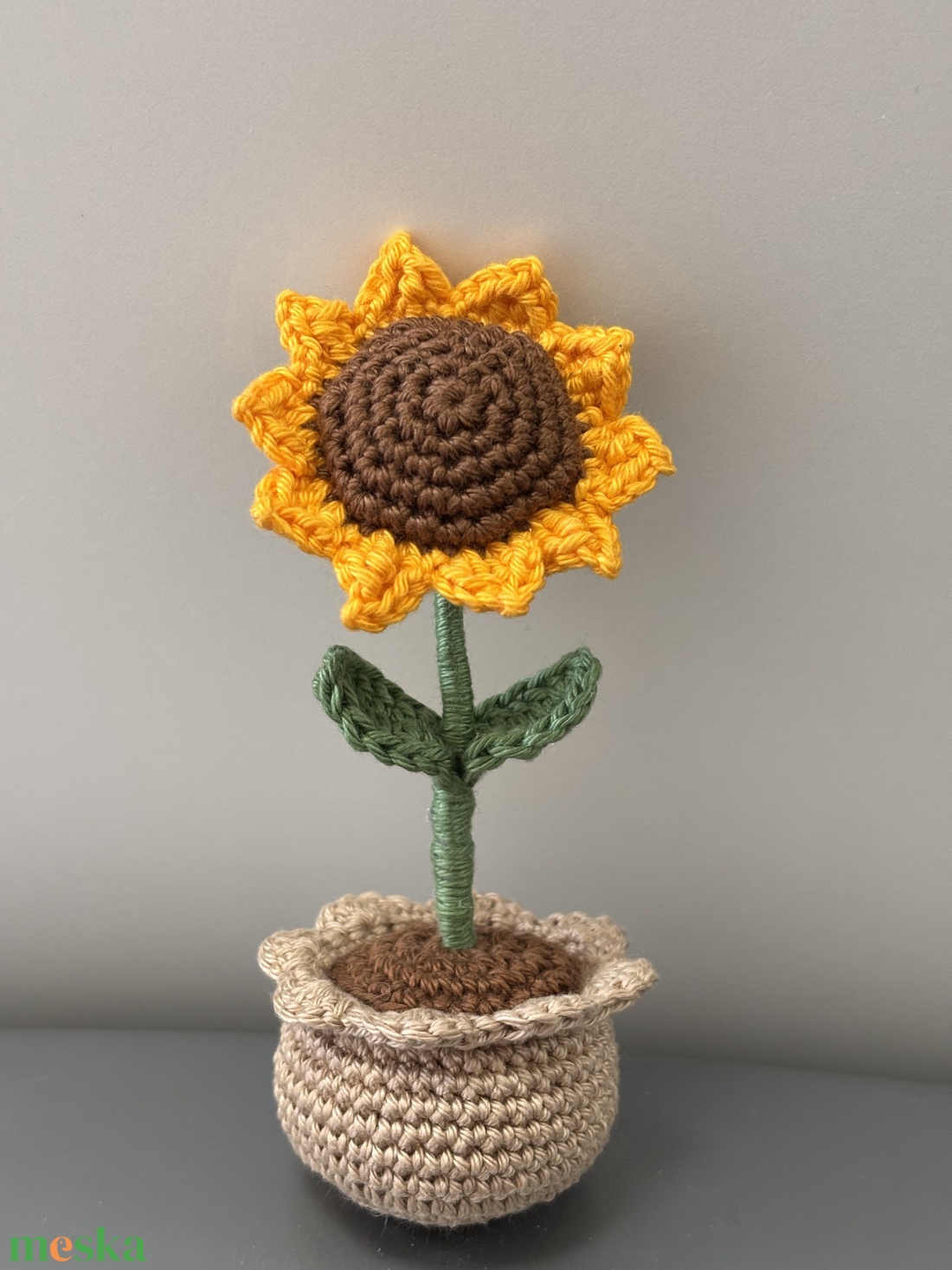 Horgolt cserepes Napraforgó - otthon & életmód - virágdekoráció - virágdíszek - virágdísz kaspóban - Meska.hu