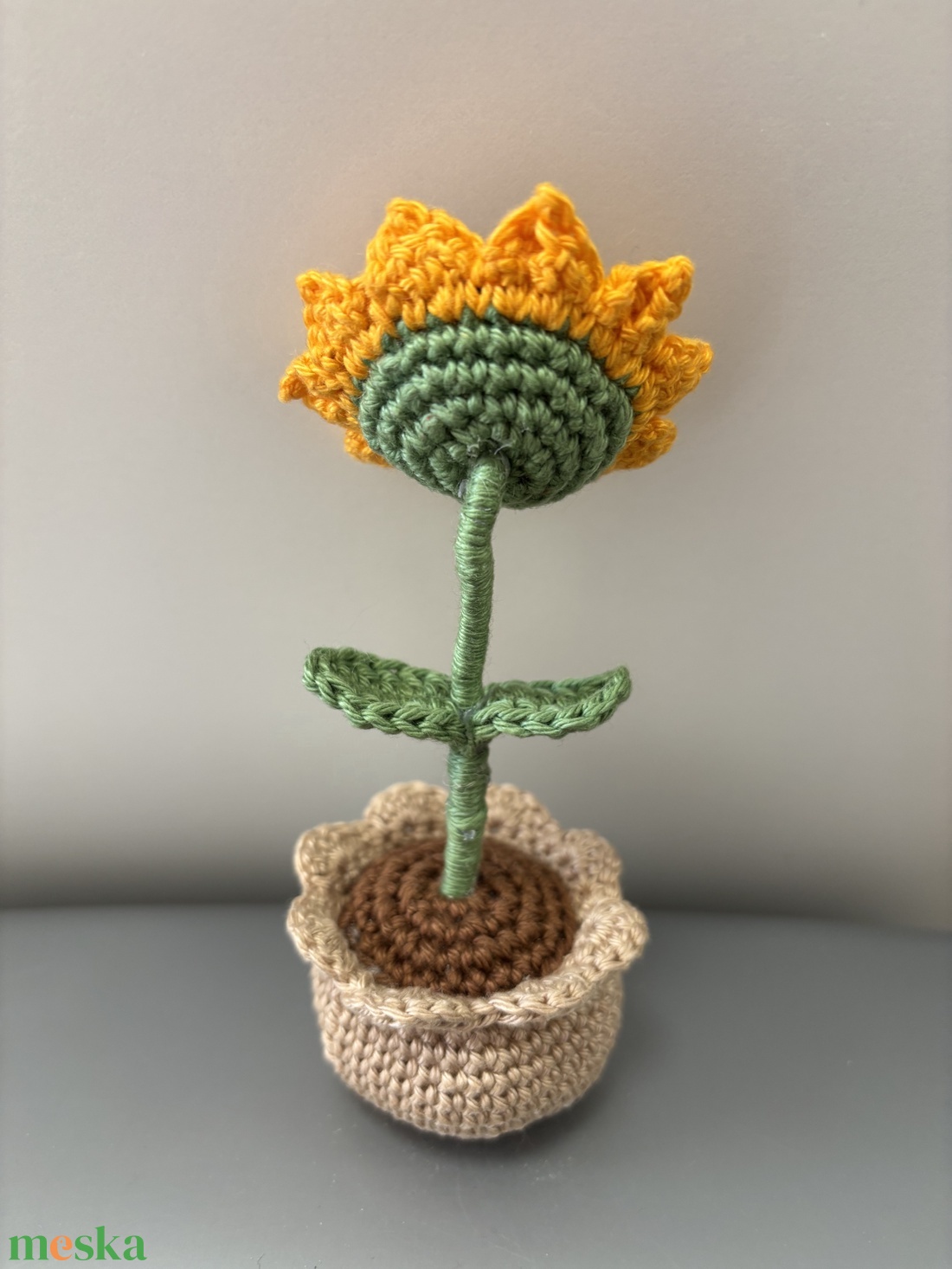 Horgolt cserepes Napraforgó - otthon & életmód - virágdekoráció - virágdíszek - virágdísz kaspóban - Meska.hu