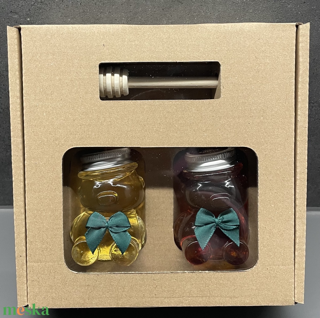Mézes macis díszdoboz fa csurgatóval 2x50gr - élelmiszer - gourmet ajándékcsomag - Meska.hu