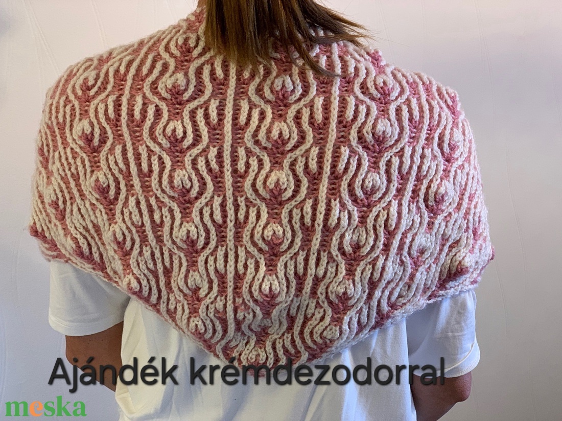 Kézzel kötött vállkendő,sál - ruha & divat - sál, sapka, kendő - kendő - Meska.hu Kézzel kötött vállkendő,sál - ruha & divat - sál, sapka, kendő - kendő - Meska.hu
