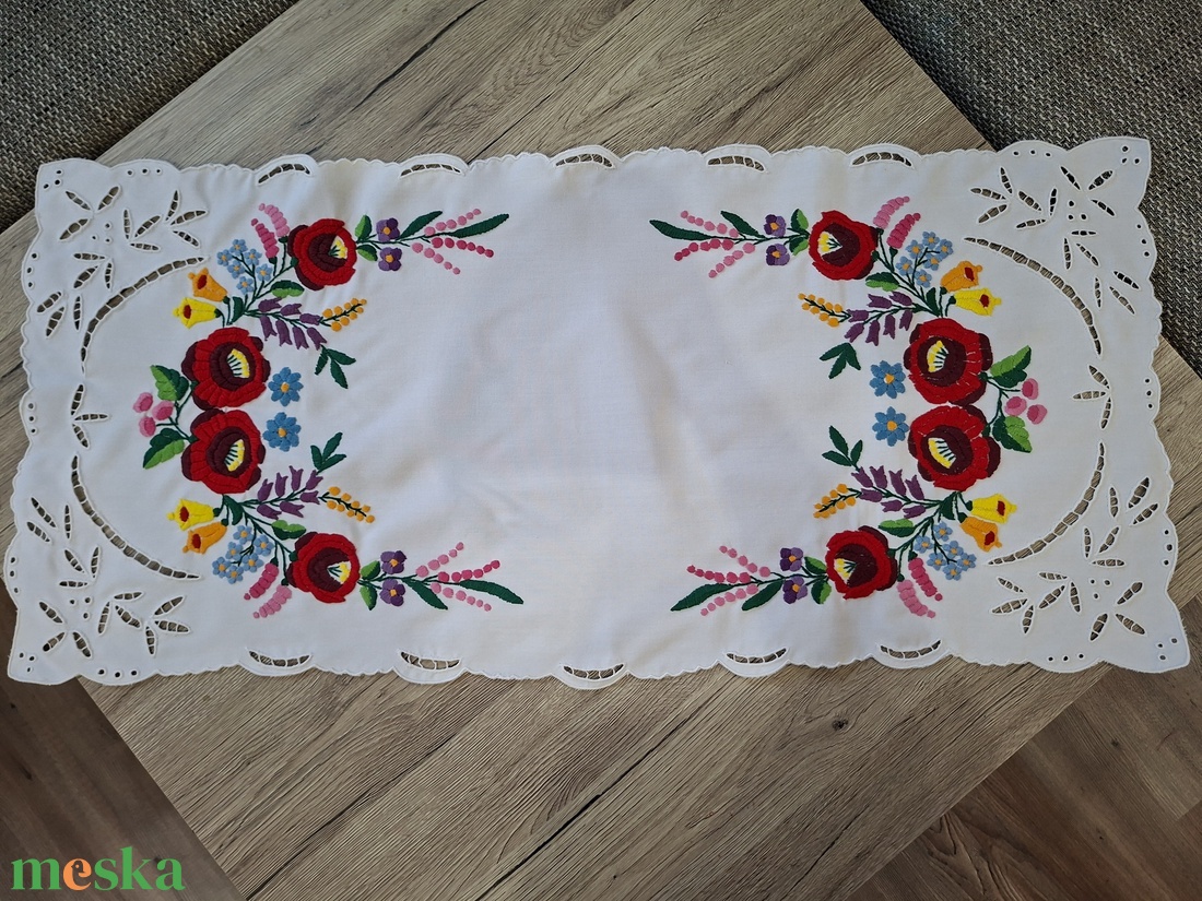 Terítő - diy (csináld magad) - szabásminta, útmutató - hímzés minta - Meska.hu