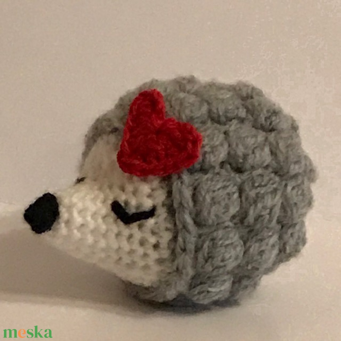 Valentin süni - játék & sport - plüssállat & játékfigura - süni - Meska.hu