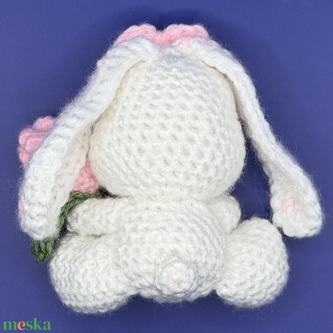 Kis nyuszi virággal - játék & sport - plüssállat & játékfigura - nyuszi - Meska.hu