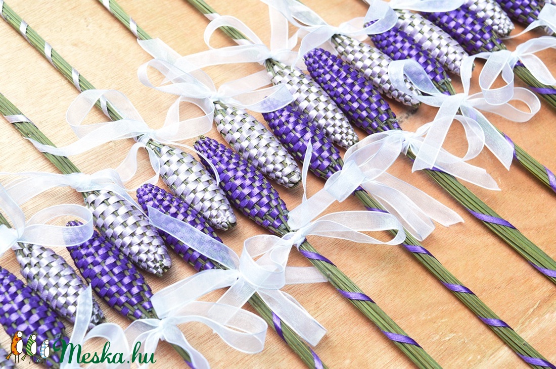 LEVENDULA BUZOGÁNYOK, világos és sötét lila szalaggal -  - Meska.hu