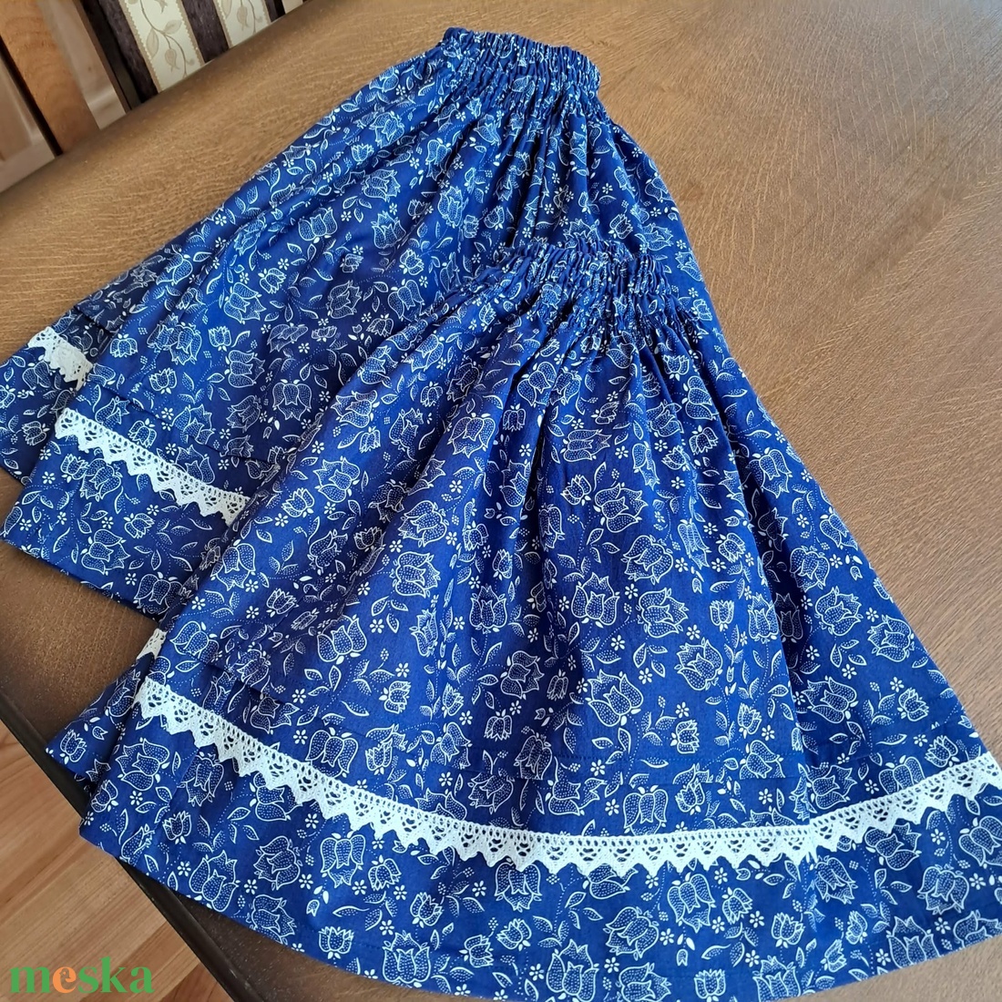 Kék tulipán lányka szoknya - ruha & divat - gyerekruha - szoknya - Meska.hu