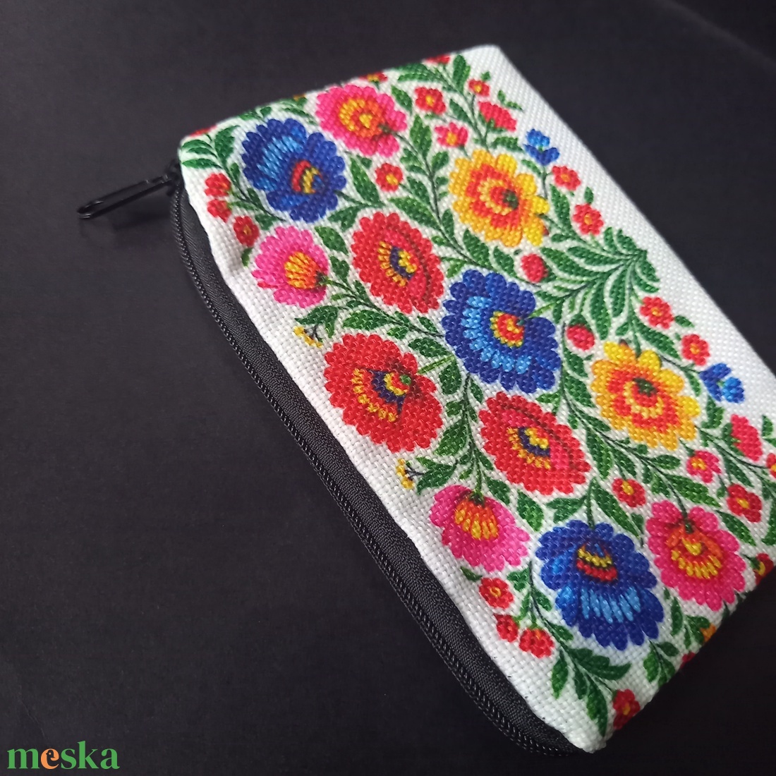 Hímzett virágos textil pénztárca,  kártyatartó - táska & tok - pénztárca & más tok - pénztárca - női pénztárca - Meska.hu