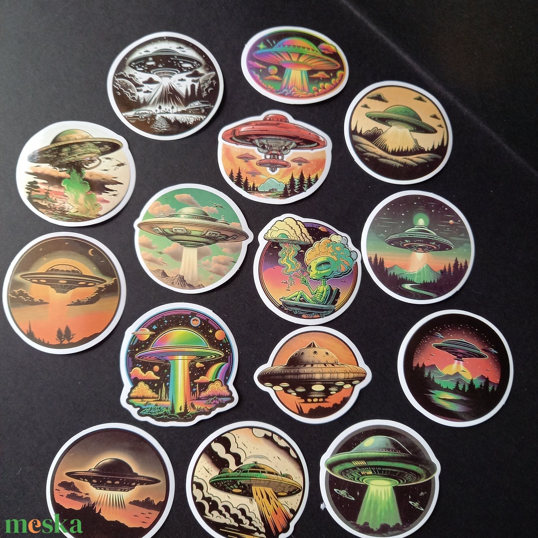 UFO mintájú matrica csomag dekoráláshoz  - kellékek & szerszámok - dekorációs kellékek - matricaív - Meska.hu