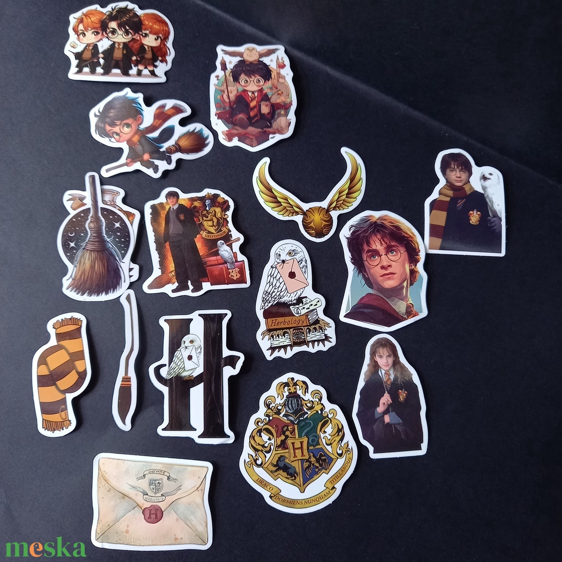 Harry Potter mintájú matrica csomag dekoráláshoz  - kellékek & szerszámok - dekorációs kellékek - matricaív - Meska.hu