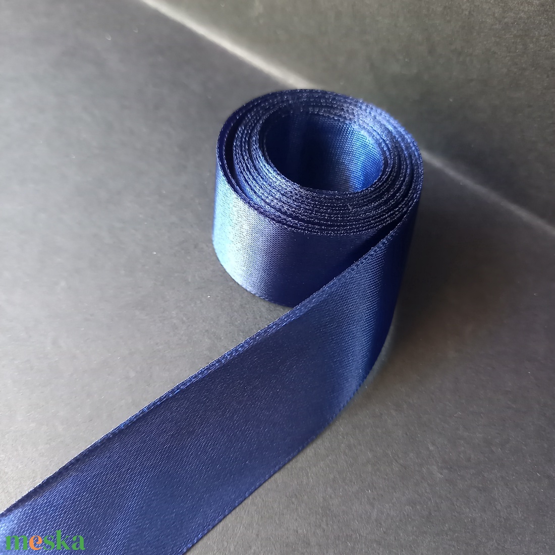 Szatén szalag dekoráláshoz 2, 5 cm széles  - kellékek & szerszámok - rövidáru - szalag, pánt - textilszalag - Meska.hu