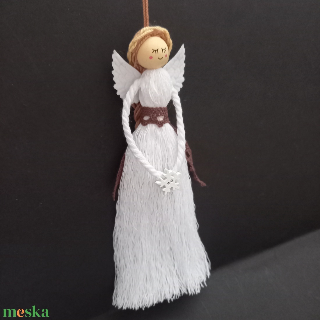 Makramé angyal, angyalka 19 cm - karácsony - karácsonyi lakásdekoráció - karácsonyfadíszek - Meska.hu