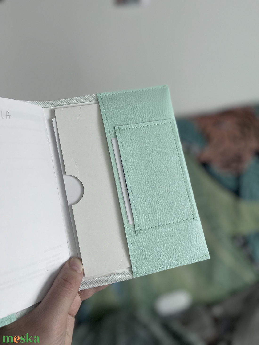 Menta alapon vidra mama és kicsinye mintás egészségügyi kiskönyv borító és irattartó névhímzéssel - otthon & életmód - papír, írószer - egészségügyi kiskönyv borító - Meska.hu