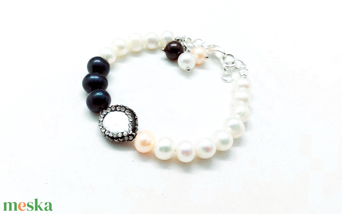 Gyöngyvarázs - igazgyöngyös ásványkarkötő - ékszer - karkötő - gyöngyös karkötő - Meska.hu
