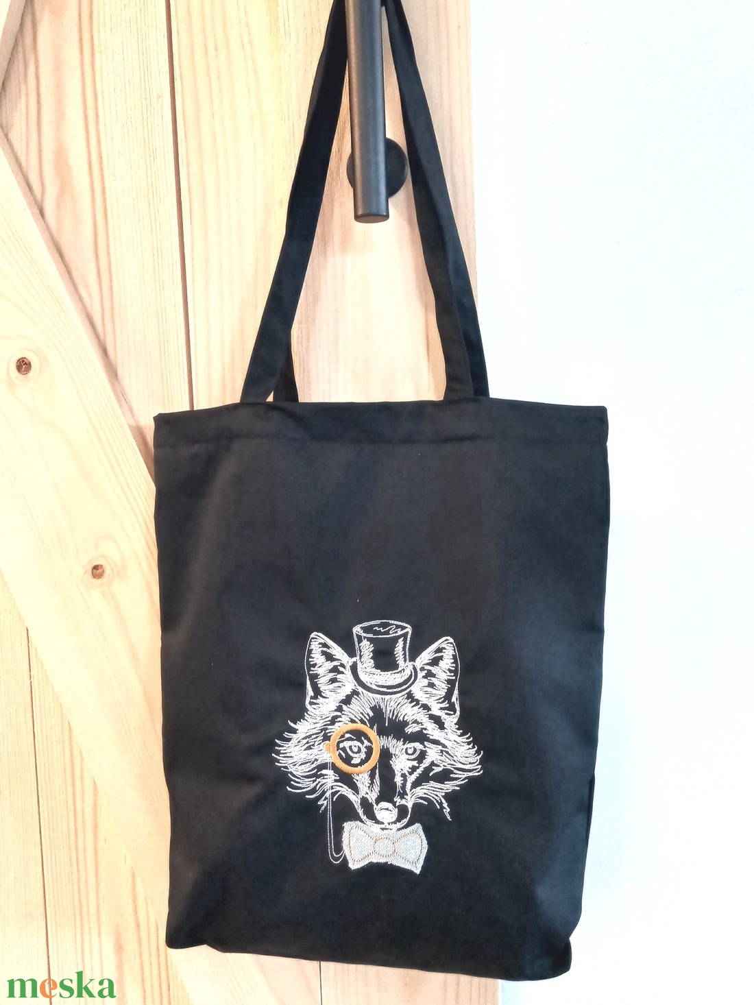 Hímzett vászontáska / nyakkendős róka hímzéssel - táska & tok - bevásárlás & shopper táska - shopper, textiltáska, szatyor - Meska.hu