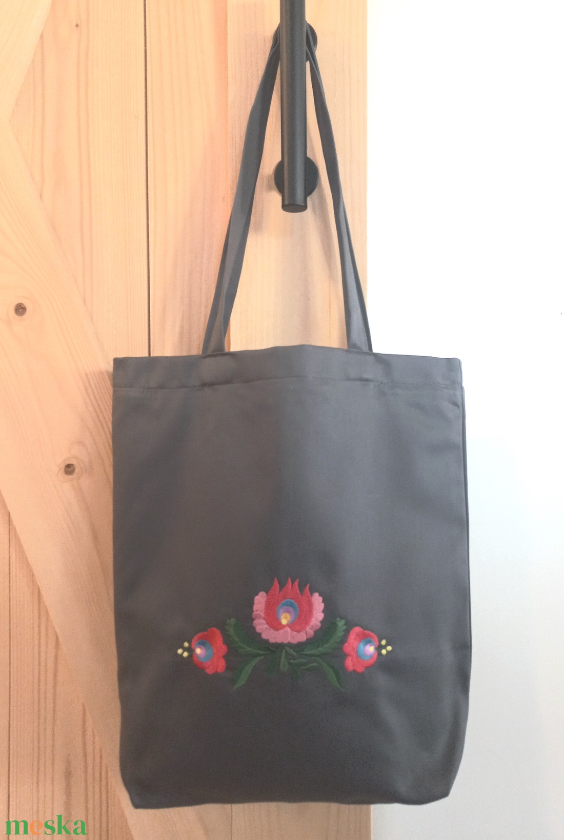 Szürke hímzett vászontáska / matyó fűzér hímzéssel - táska & tok - bevásárlás & shopper táska - shopper, textiltáska, szatyor - Meska.hu