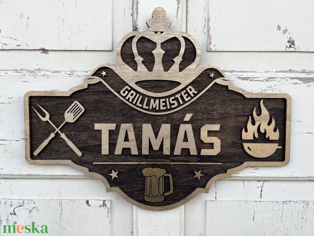 Grillmester tábla névvel  egyedi, fából készült ajándék grillrajongóknak - otthon & életmód - dekoráció - fali és függő dekoráció - falra akasztható dekor - Meska.hu